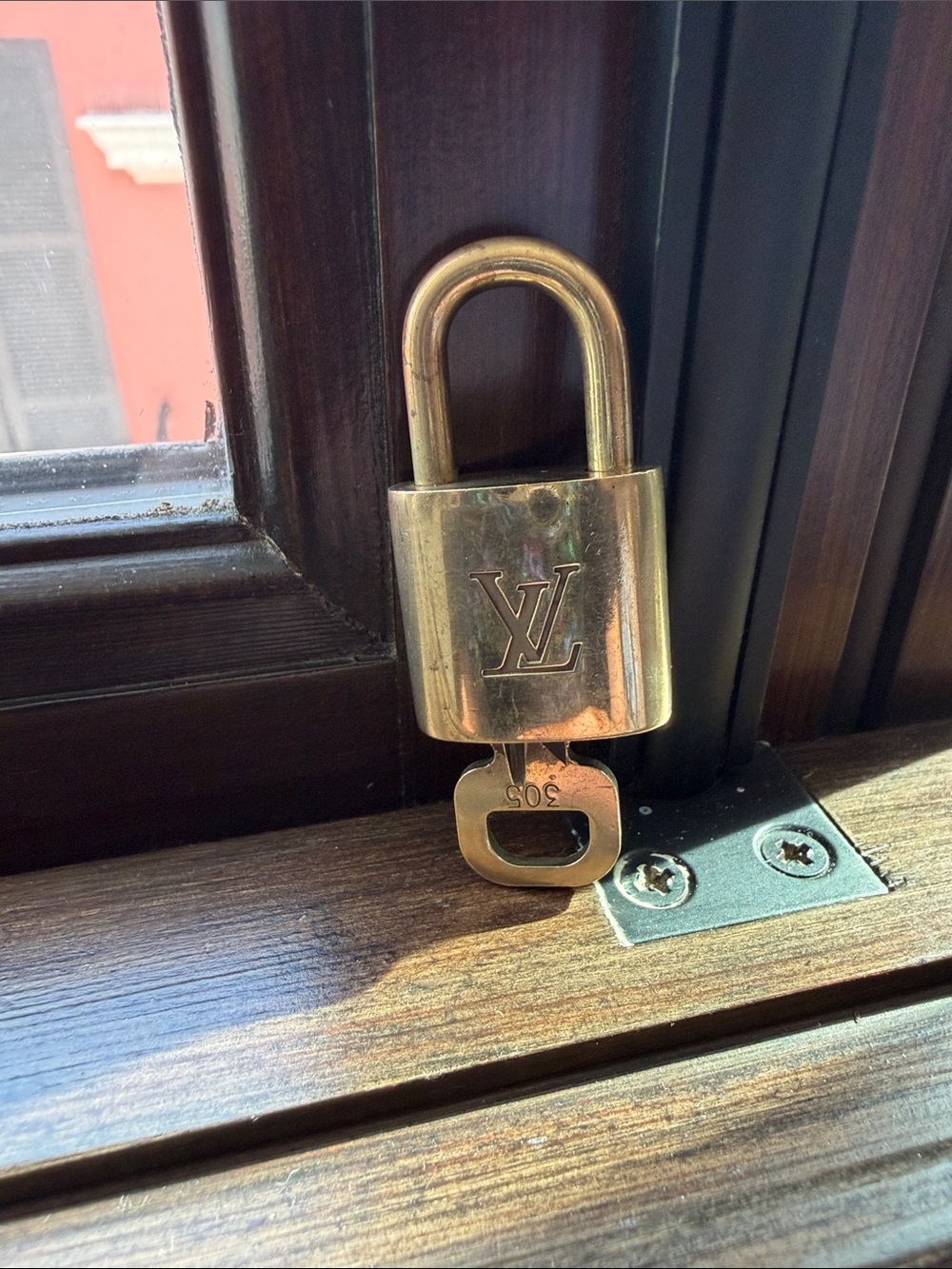 “Authentic Louis Vuitton Lock And Key 🔐